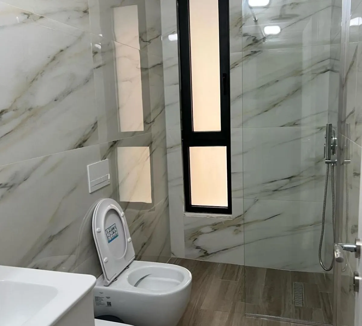 Large Apartment 2 Vlore
