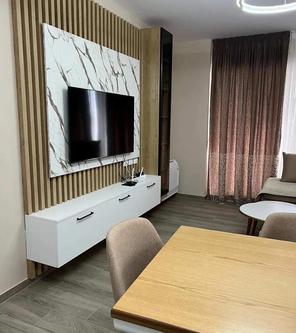 Large Apartment 2 Vlore