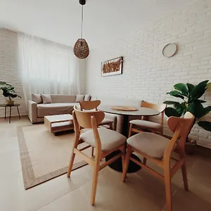 Nereus Luxury Vlorë