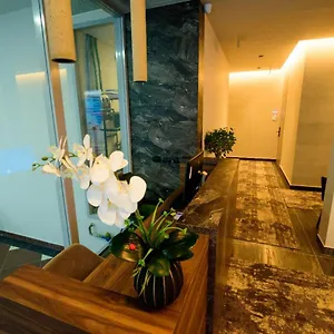 Hotel Zeneli, Vlorë