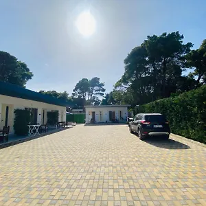 Dom wakacyjny Holiday Cabins Vlore, Wlora