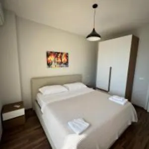 Hotel Nuna, Vlorë